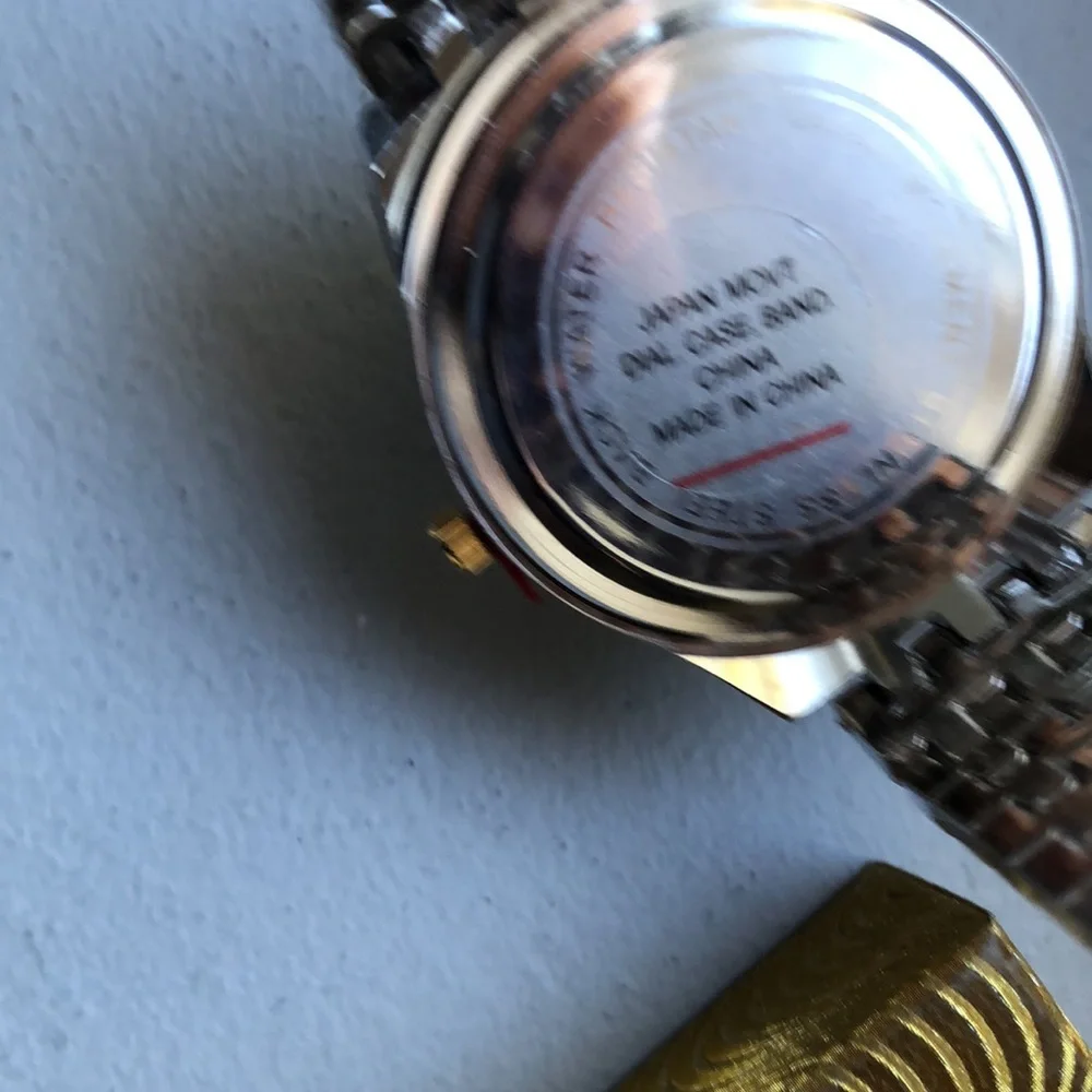 - Men’s Gold and Silver Watch - Picture 2 of 9